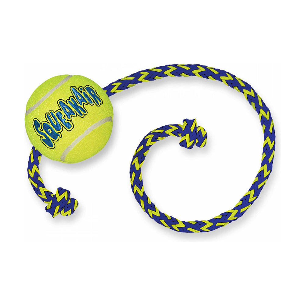 KONG SqueakAir pelota de tenis con cuerda y chifle para perro, mediana